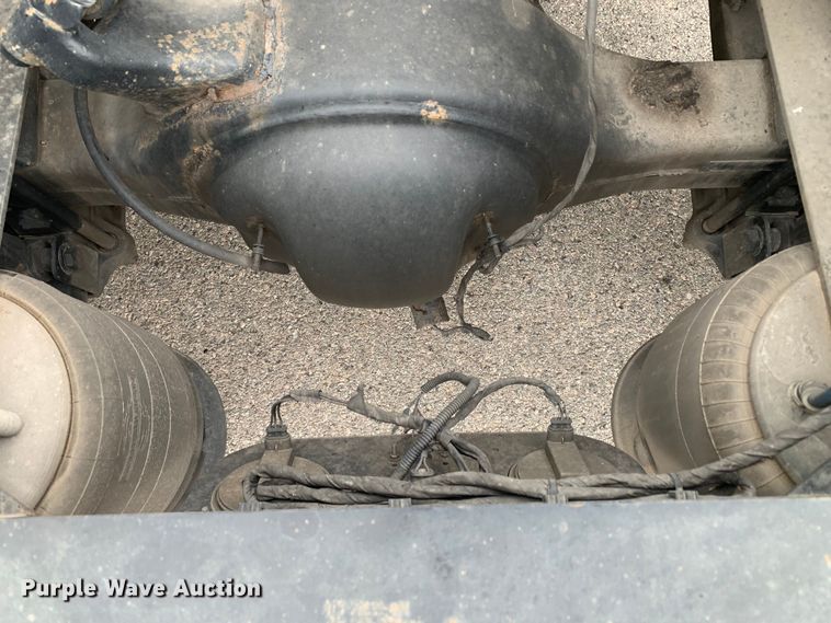 image for item DM7801 2019 Freightliner Cascadia semi truck