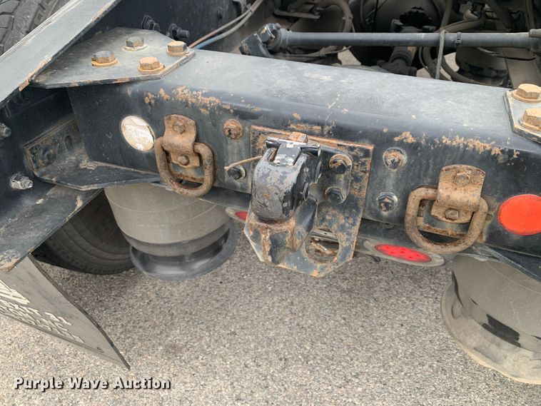 image for item DM7801 2019 Freightliner Cascadia semi truck