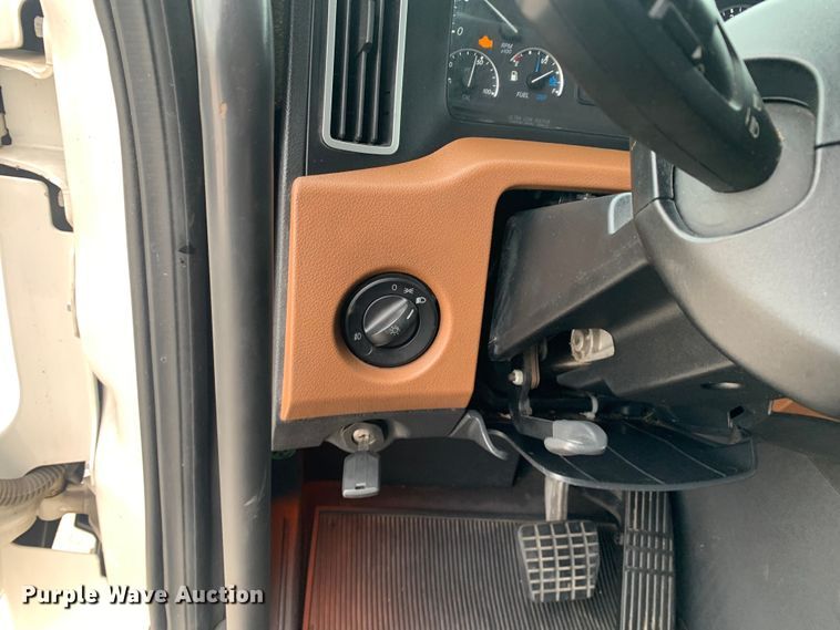 image for item DM7801 2019 Freightliner Cascadia semi truck