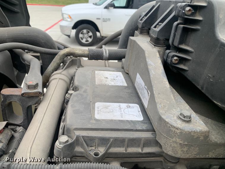 image for item DM7802 2017 Freightliner Cascadia semi truck