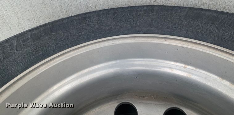 image for item DM7802 2017 Freightliner Cascadia semi truck