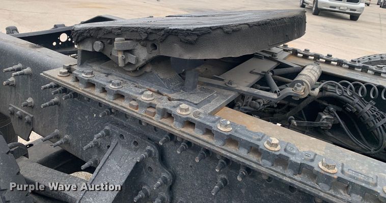 image for item DM7803 2020 Volvo VNL semi truck