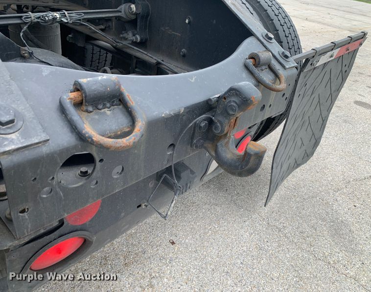 image for item DM7803 2020 Volvo VNL semi truck