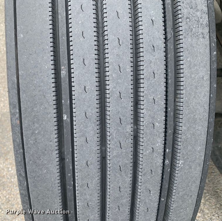 image for item DM7803 2020 Volvo VNL semi truck