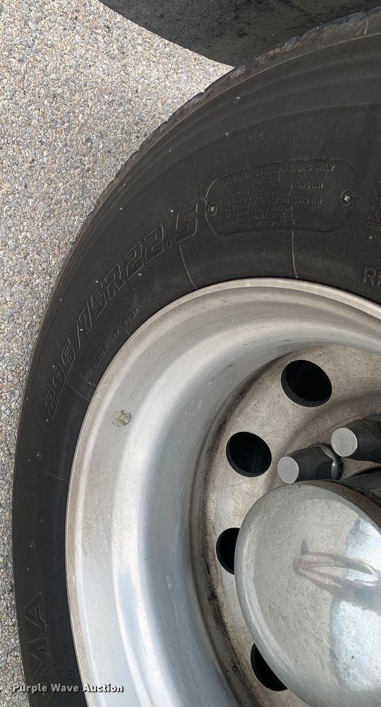 image for item DM7803 2020 Volvo VNL semi truck