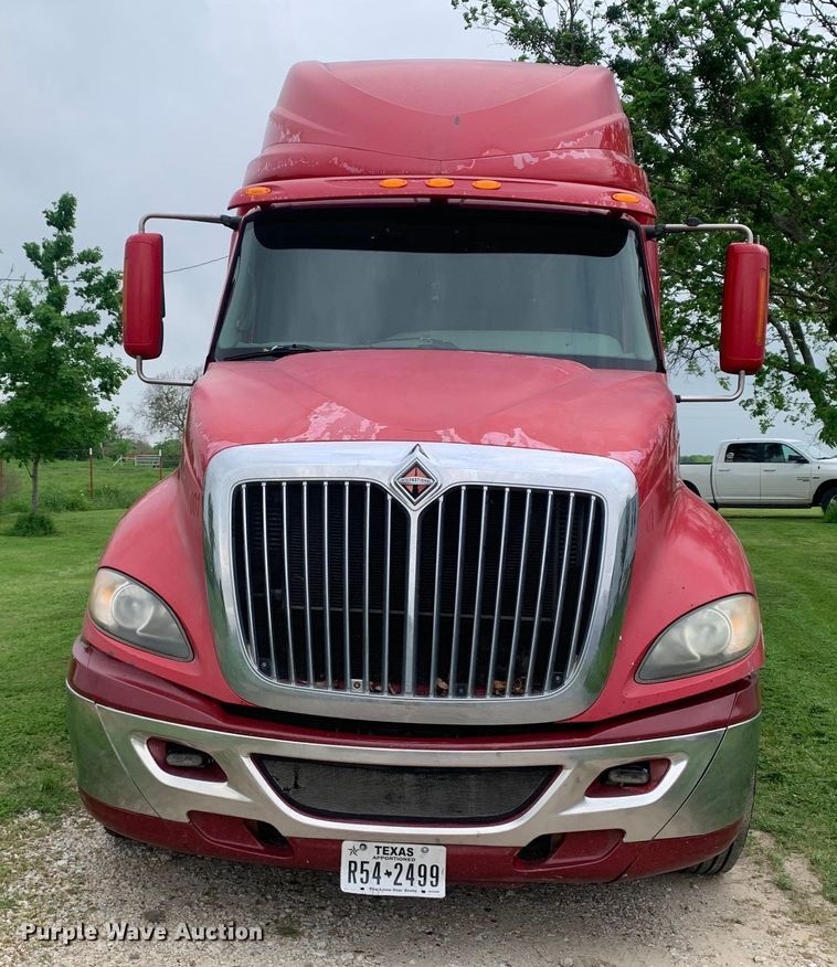 image for item DM7804 2009 International ProStar semi truck