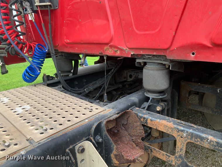 image for item DM7804 2009 International ProStar semi truck
