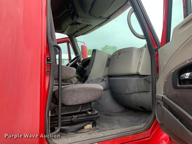 image for item DM7804 2009 International ProStar semi truck