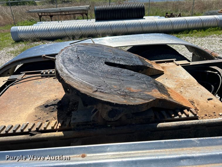 image for item DO1084 1987 Ford LT9000 semi truck