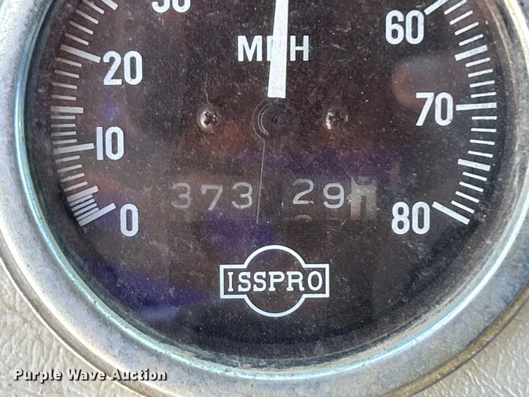 image for item DO1084 1987 Ford LT9000 semi truck