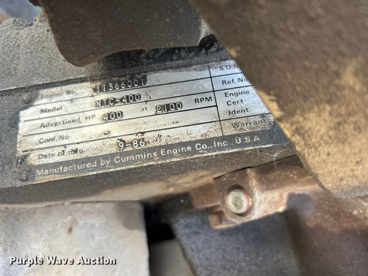 image for item DO1084 1987 Ford LT9000 semi truck