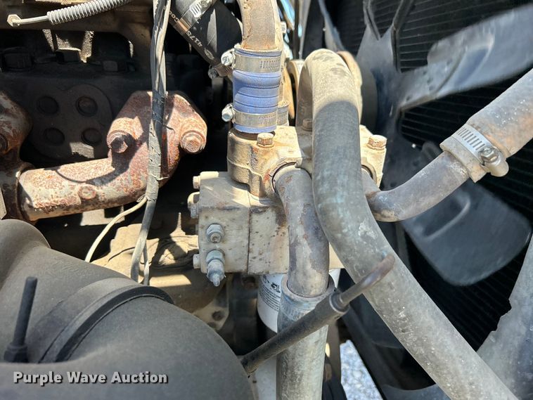 image for item DO1084 1987 Ford LT9000 semi truck