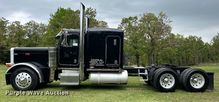 image for item DO1106 1994 Peterbilt  379 semi truck