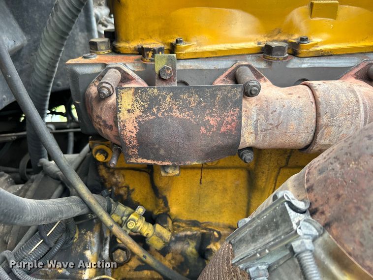 image for item DO1106 1994 Peterbilt  379 semi truck