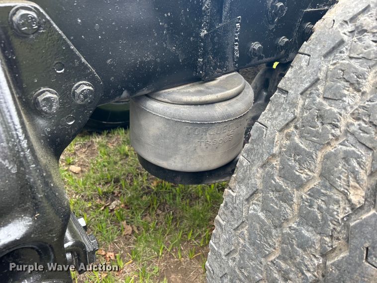 image for item DO1106 1994 Peterbilt  379 semi truck