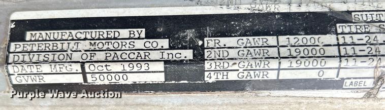 image for item DO1106 1994 Peterbilt  379 semi truck