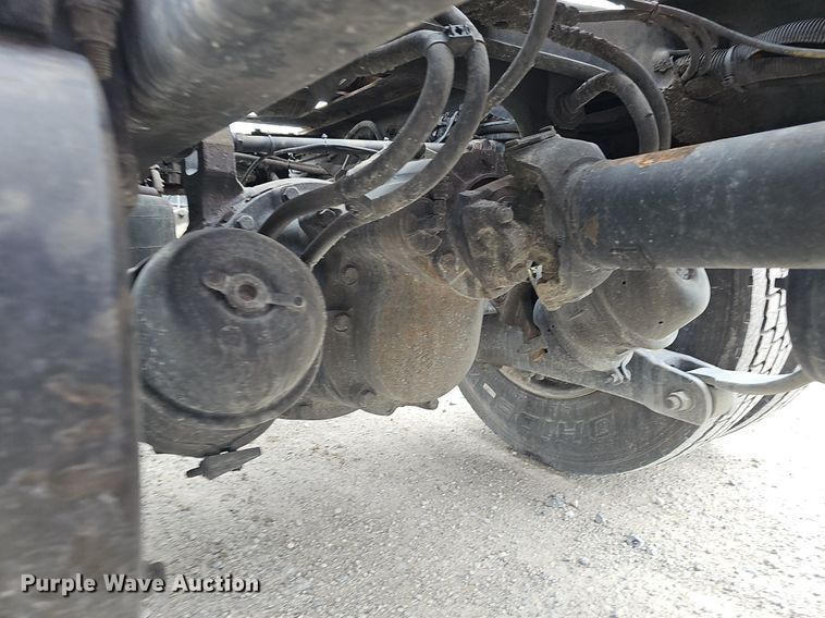 image for item DP0836 2008 Peterbilt 386 semi truck