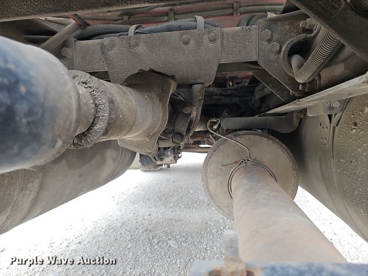 image for item DP0836 2008 Peterbilt 386 semi truck