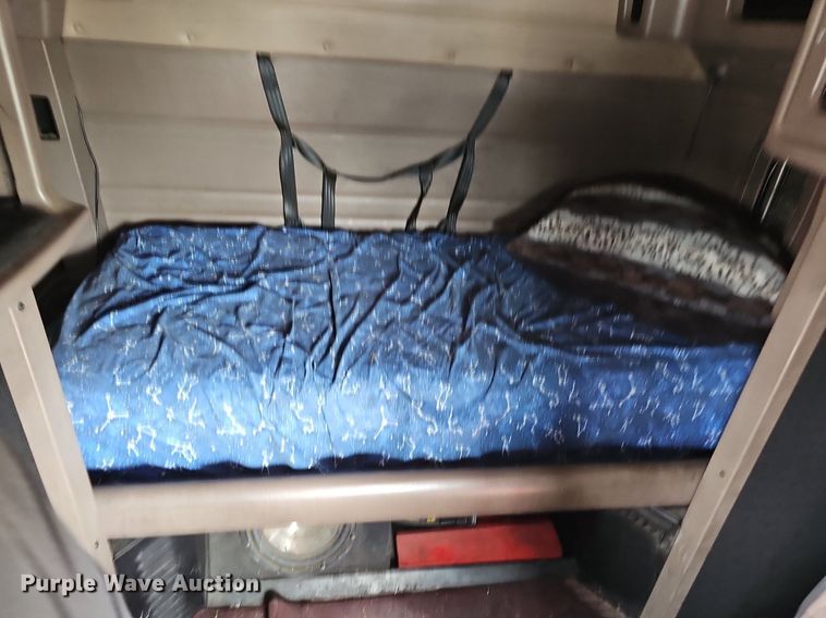 image for item DP0836 2008 Peterbilt 386 semi truck