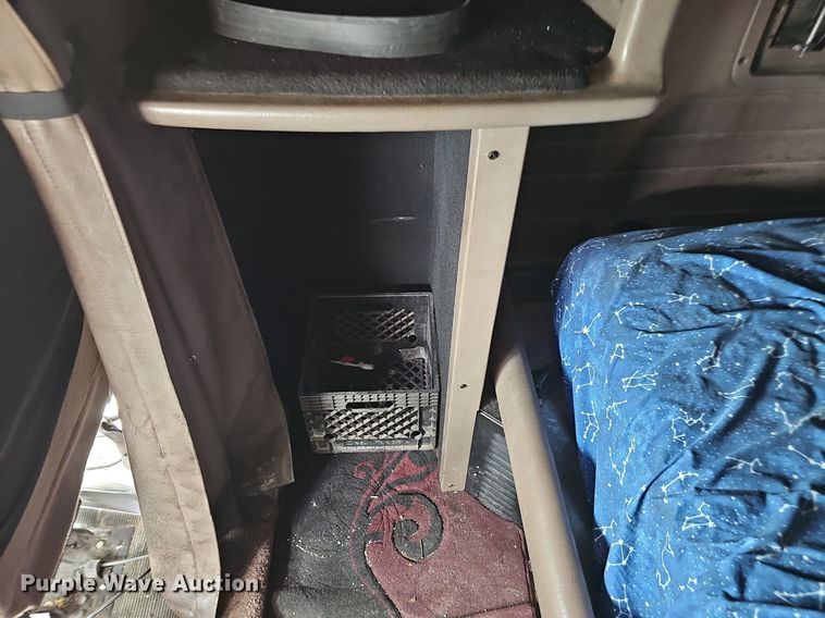 image for item DP0836 2008 Peterbilt 386 semi truck