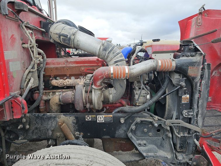 image for item DP0836 2008 Peterbilt 386 semi truck