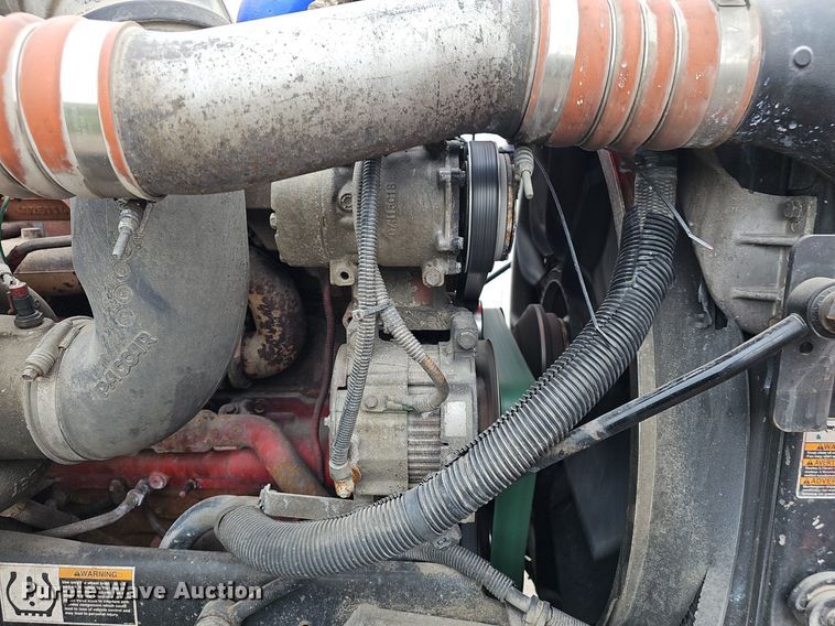 image for item DP0836 2008 Peterbilt 386 semi truck