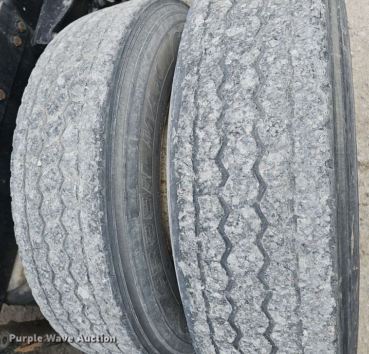 image for item DP0836 2008 Peterbilt 386 semi truck