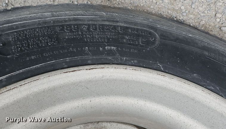 image for item DP0836 2008 Peterbilt 386 semi truck