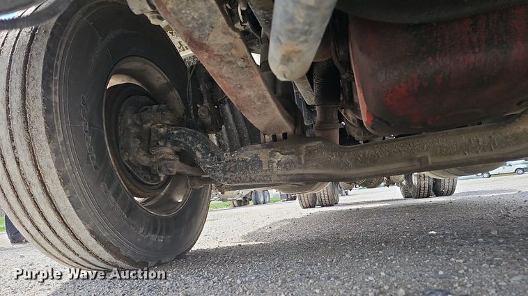 image for item DP0837 2009 Peterbilt 386 semi truck