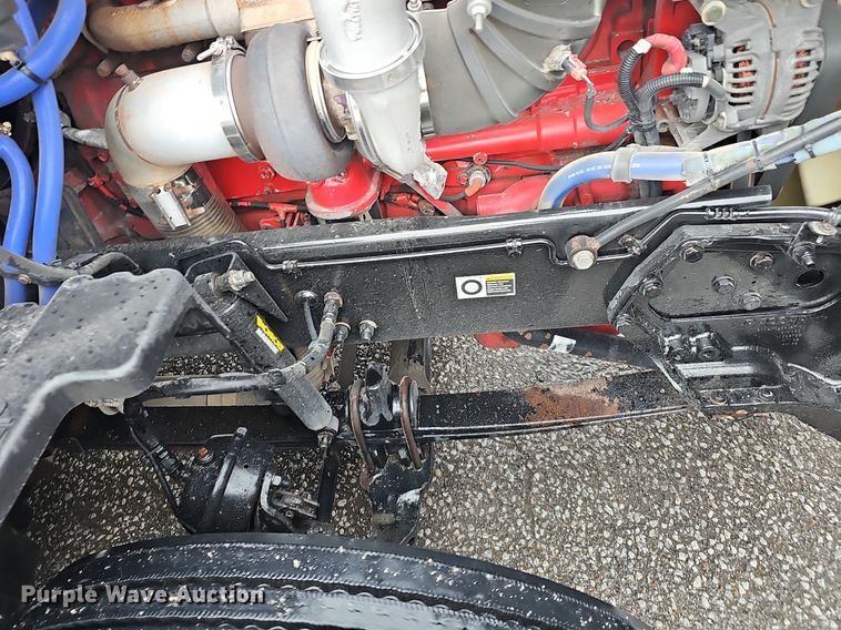 image for item DP0841 2014 Kenworth T680 semi truck