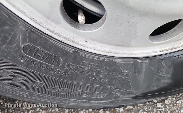 image for item DP0841 2014 Kenworth T680 semi truck