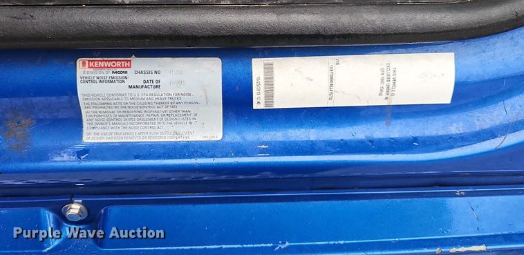 image for item DP0841 2014 Kenworth T680 semi truck