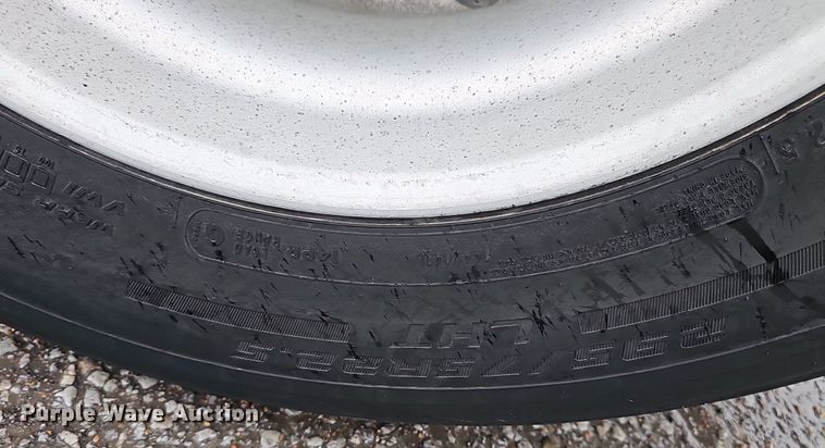 image for item DP0842 2013 Utility Trailer VS2RA refrigerated van trailer