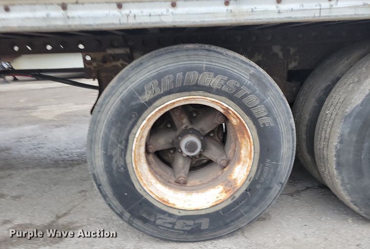 image for item DP1435 1994 Hyundai  HDM-48WH-V3261 dry van trailer