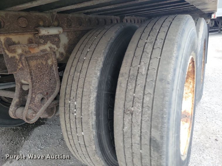 image for item DP1435 1994 Hyundai  HDM-48WH-V3261 dry van trailer