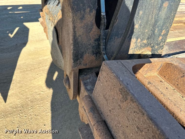 image for item DQ0739 1999 Trail King  Low Boy  lowboy equipment trailer