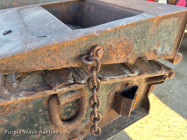 image for item DQ0739 1999 Trail King  Low Boy  lowboy equipment trailer