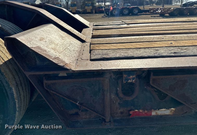 image for item DQ0739 1999 Trail King  Low Boy  lowboy equipment trailer