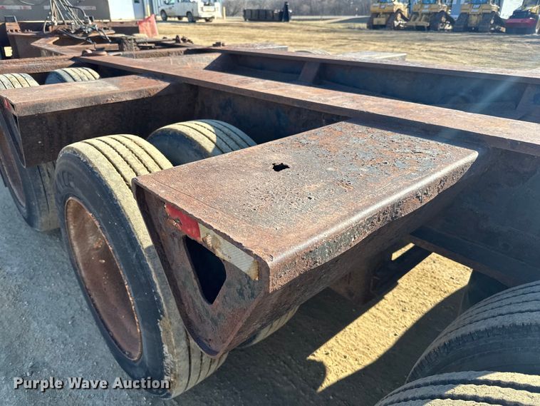 image for item DQ0739 1999 Trail King  Low Boy  lowboy equipment trailer