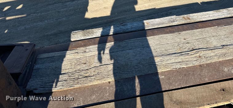 image for item DQ0739 1999 Trail King  Low Boy  lowboy equipment trailer