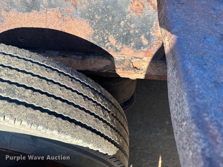 image for item DQ0739 1999 Trail King  Low Boy  lowboy equipment trailer