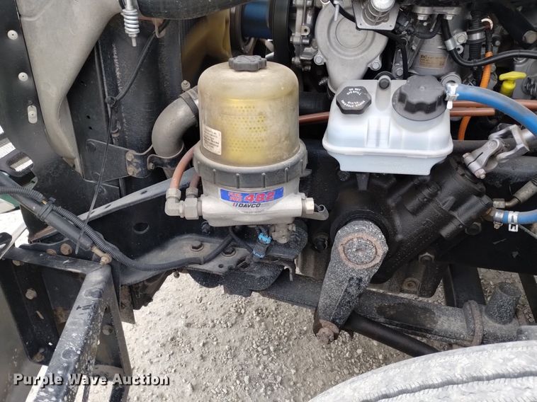 image for item DQ6053 2016 Freightliner Cascadia semi truck