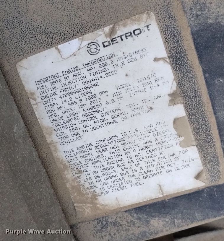 image for item DQ6055 2014 Freightliner Cascadia semi truck