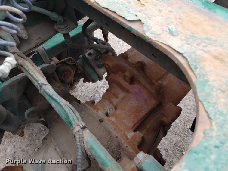 image for item DQ6057 2009 Peterbilt  386 semi truck