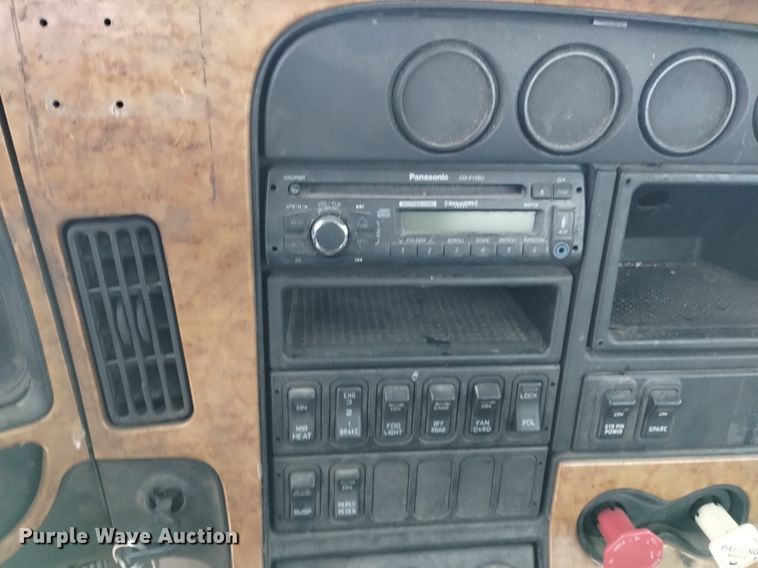 image for item DQ6059 2009 International Prostar semi truck