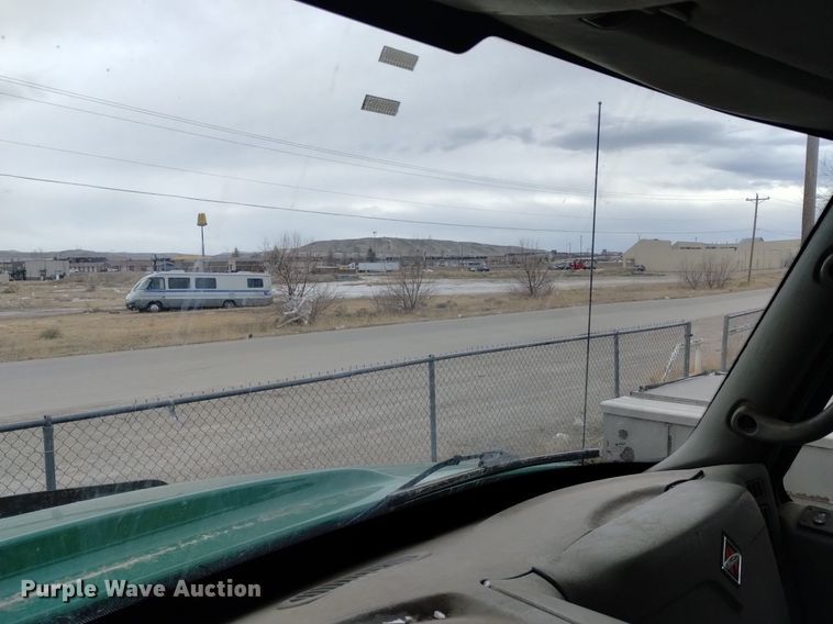 image for item DQ6059 2009 International Prostar semi truck