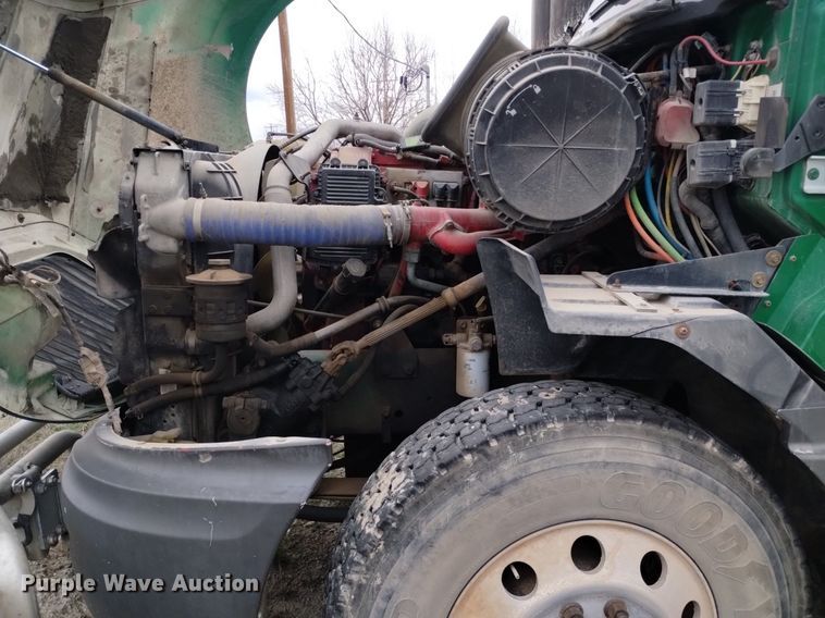 image for item DQ6059 2009 International Prostar semi truck