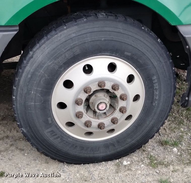 image for item DQ6059 2009 International Prostar semi truck