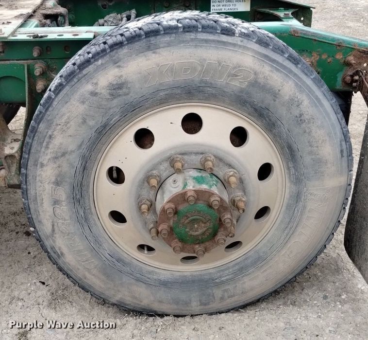 image for item DQ6059 2009 International Prostar semi truck