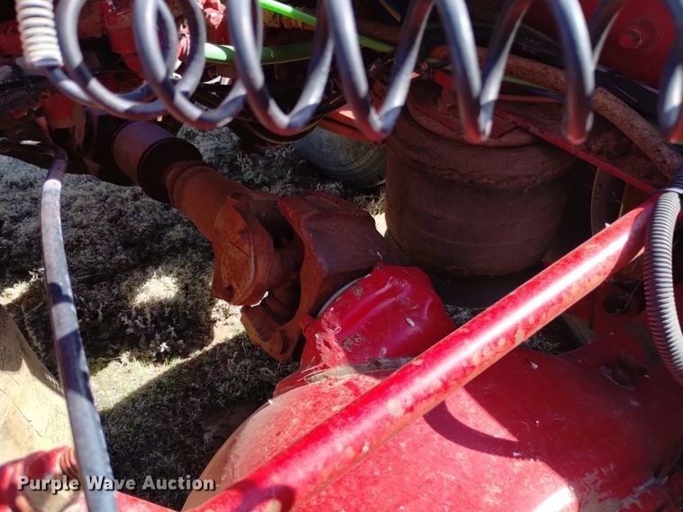 image for item DQ6066 2004 Freightliner  Columbia  semi truck